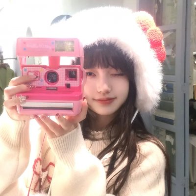 三朵花海报